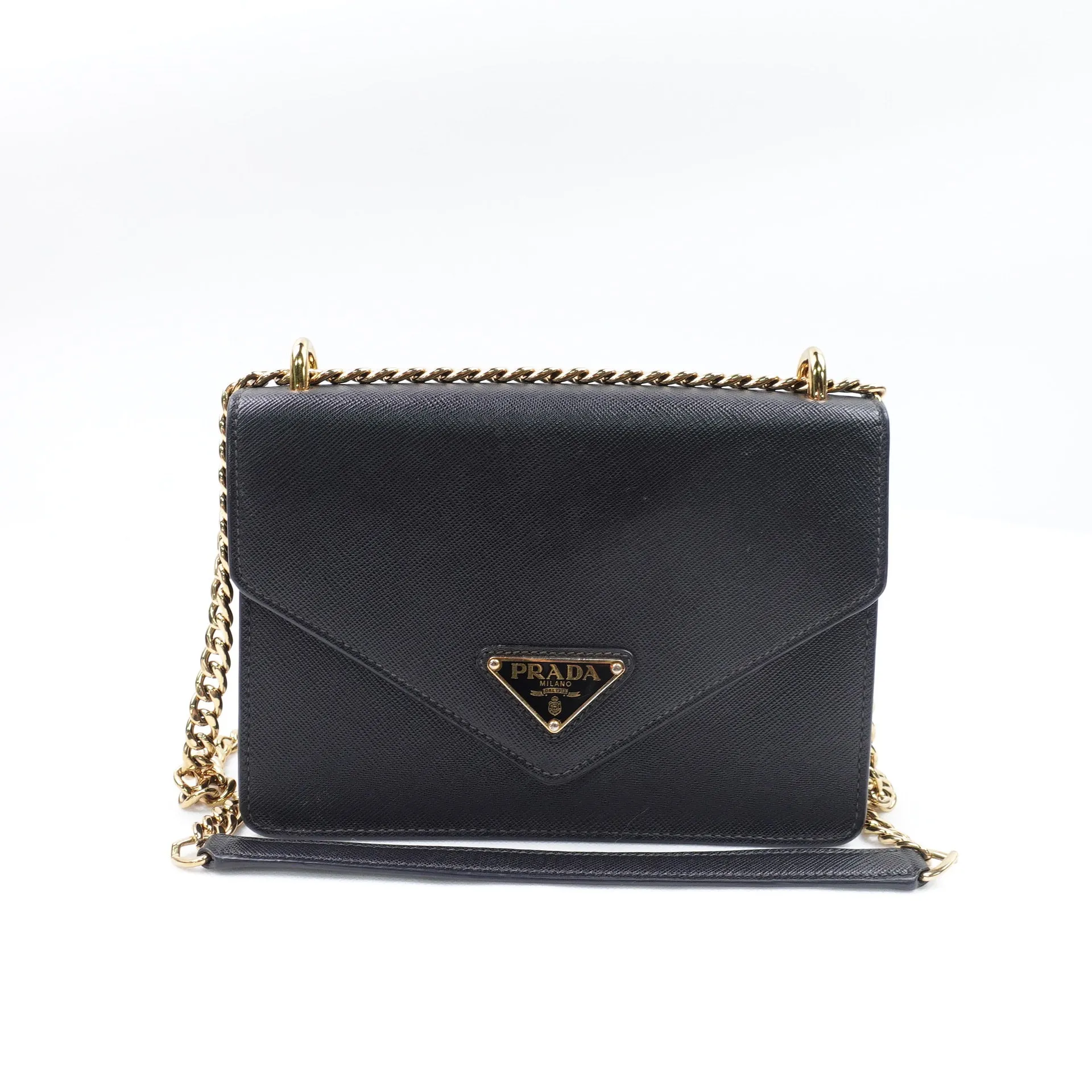 Black Saffiano Lux Leather Envelope Chain Shoulder Bag