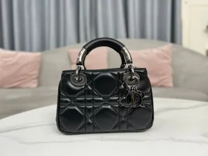 BLUSH BAGZ - Dior Bags - 1401