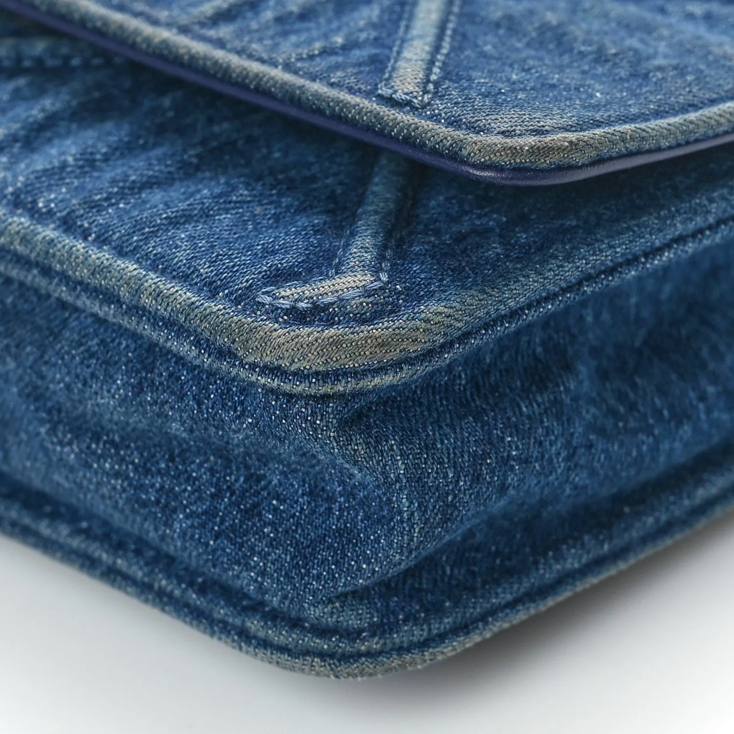 Chanel Denim Quilted 19 Wallet On Chain