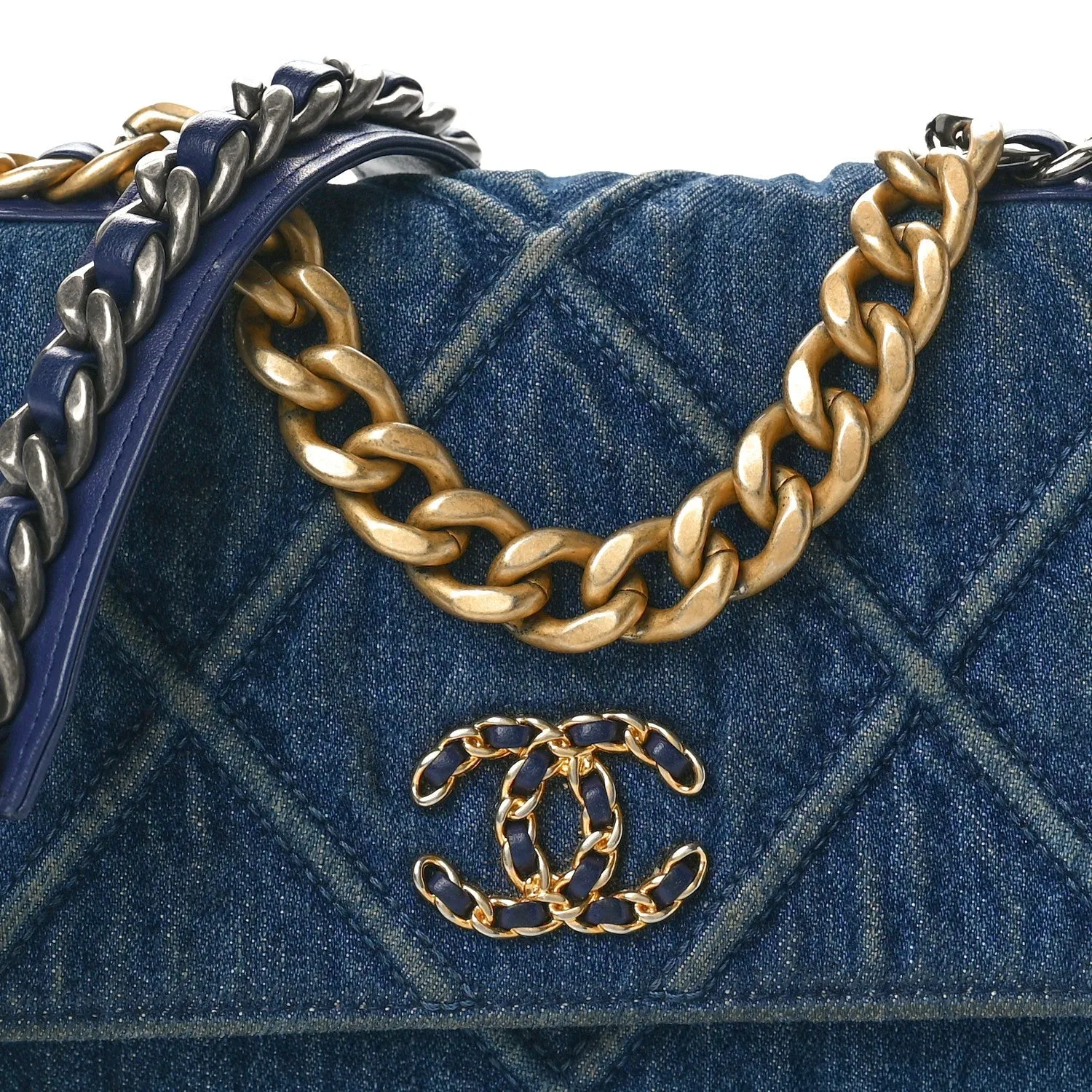 Chanel Denim Quilted 19 Wallet On Chain