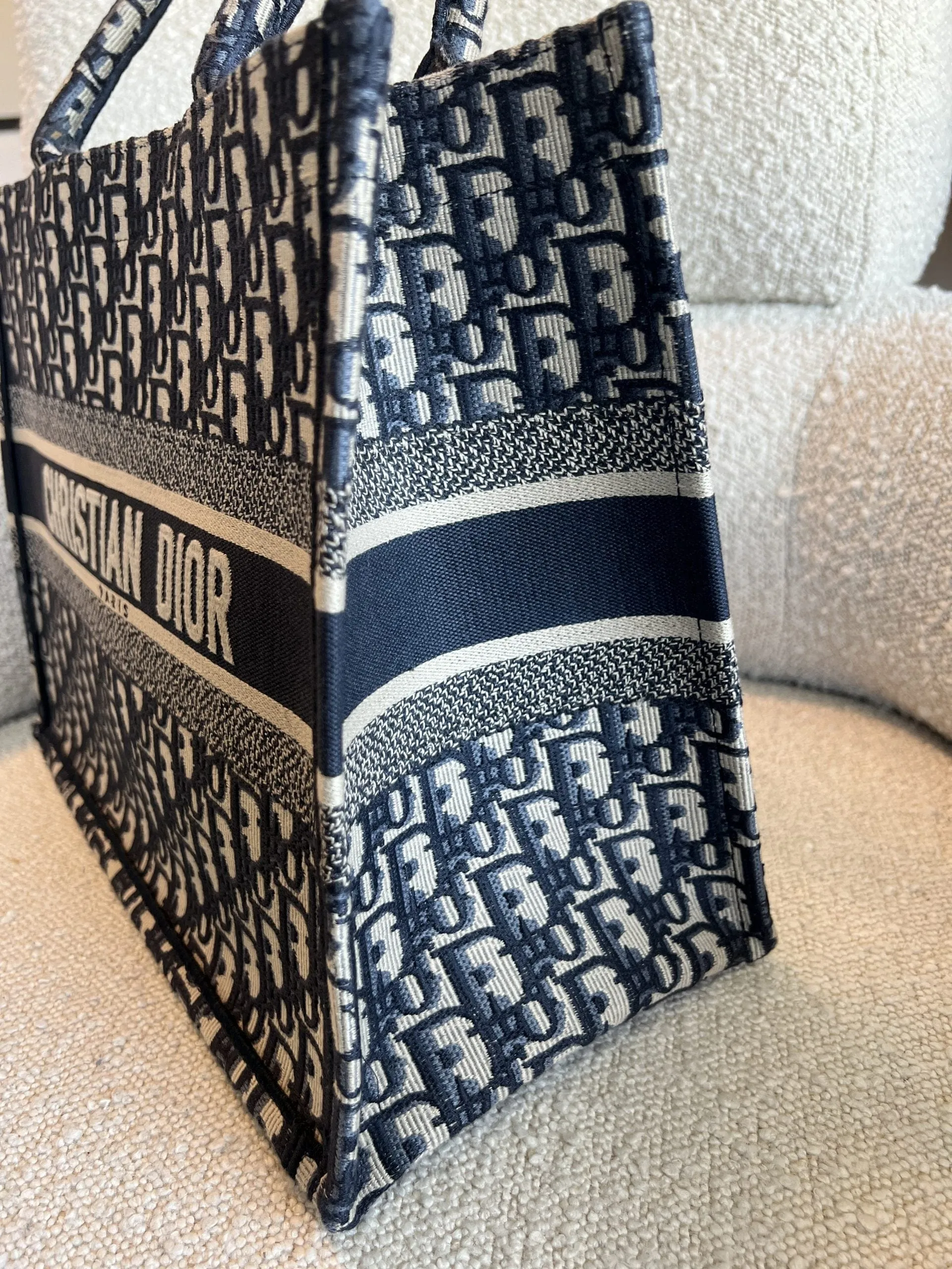 Dior Blue Book Tote Oblique Medium
