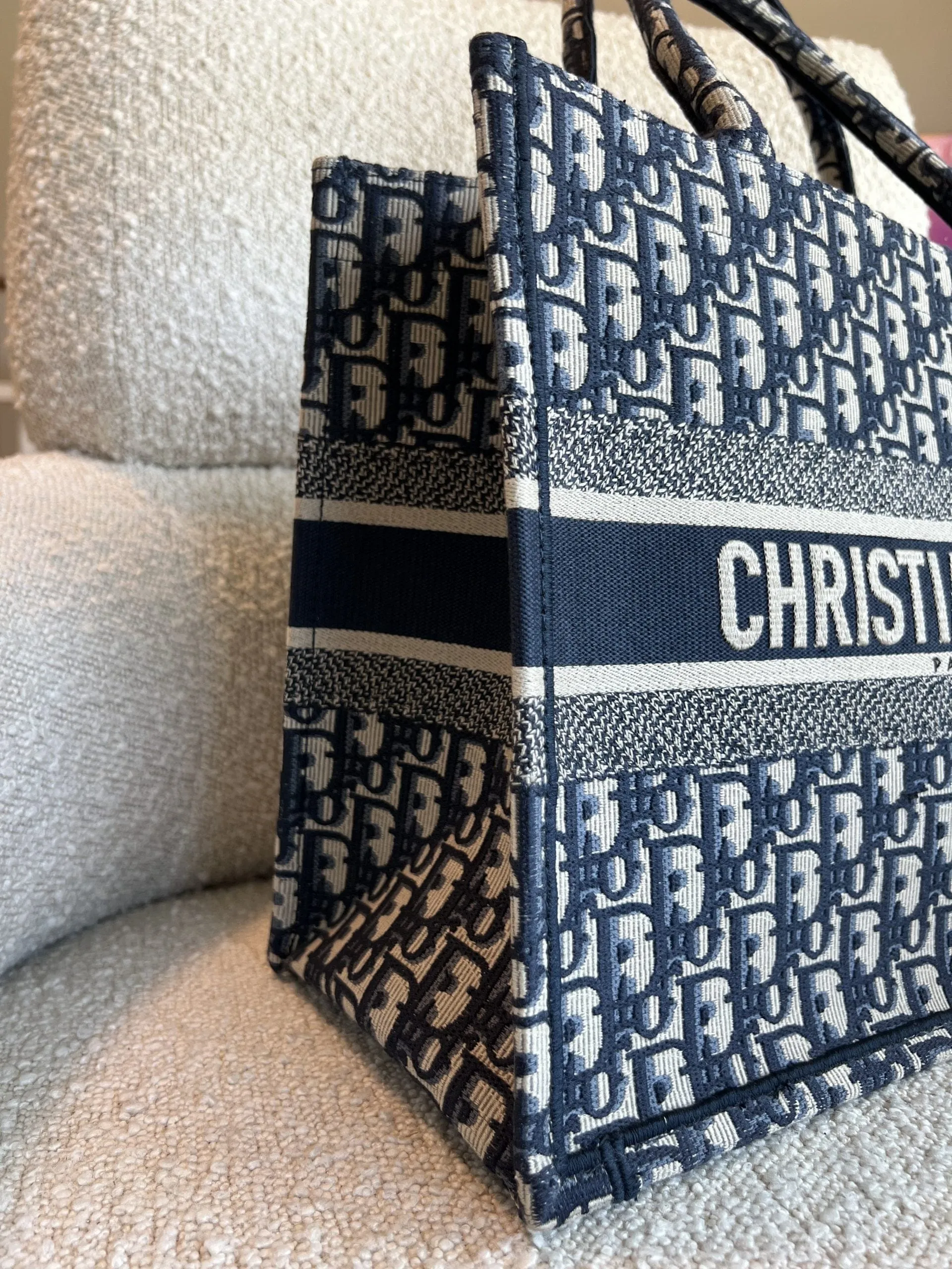 Dior Blue Book Tote Oblique Medium