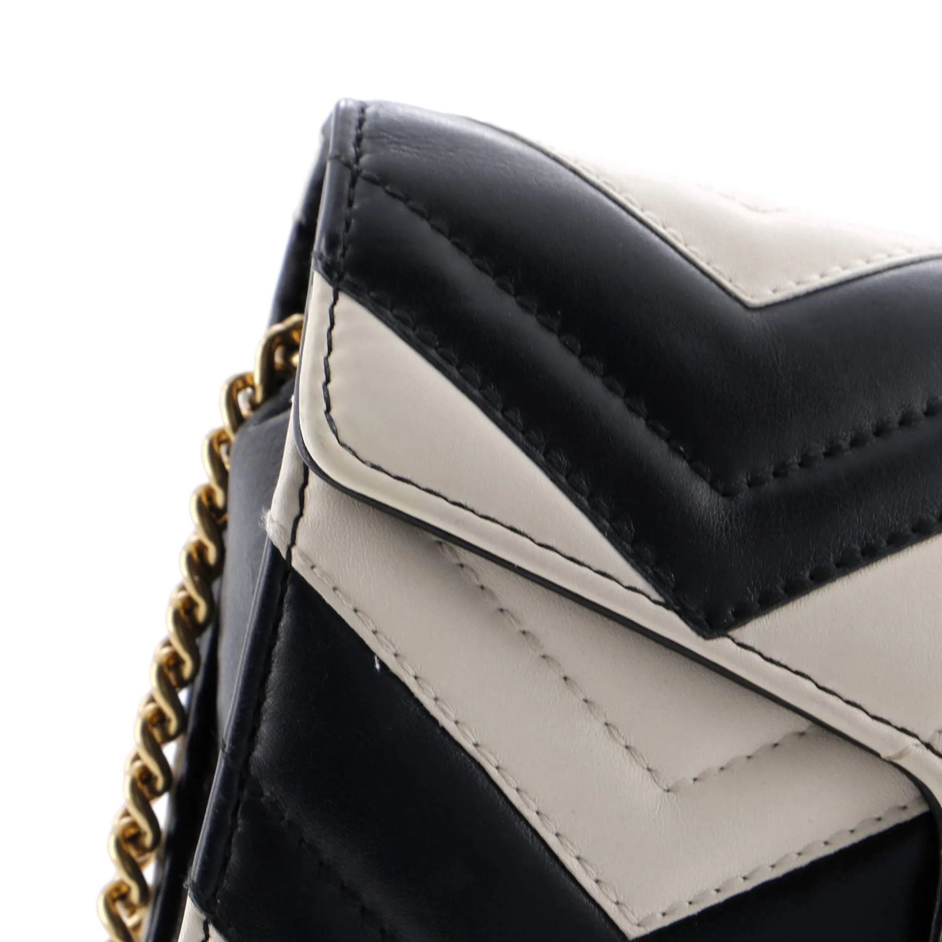 Gucci Gg Marmont Chain Wallet Matelasse