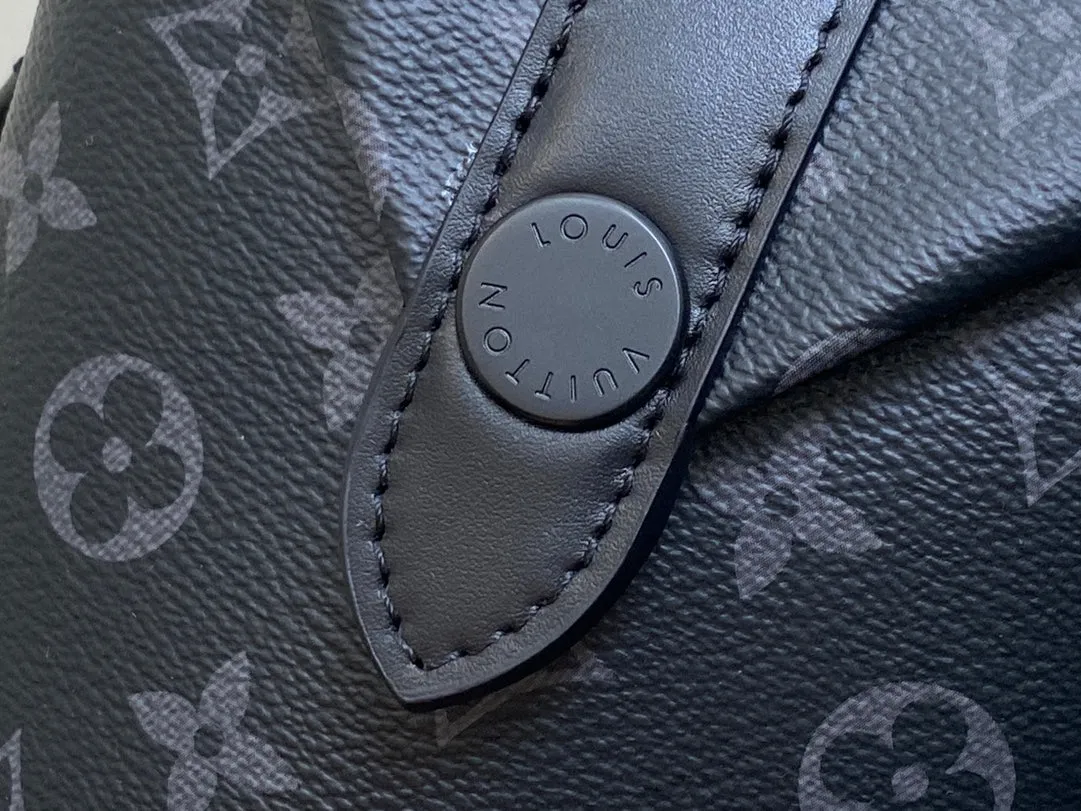 Louis Vuitton ENVELOPE POUCH 18 IN BLACK MONOGRAM ECLIPSE CANVAS