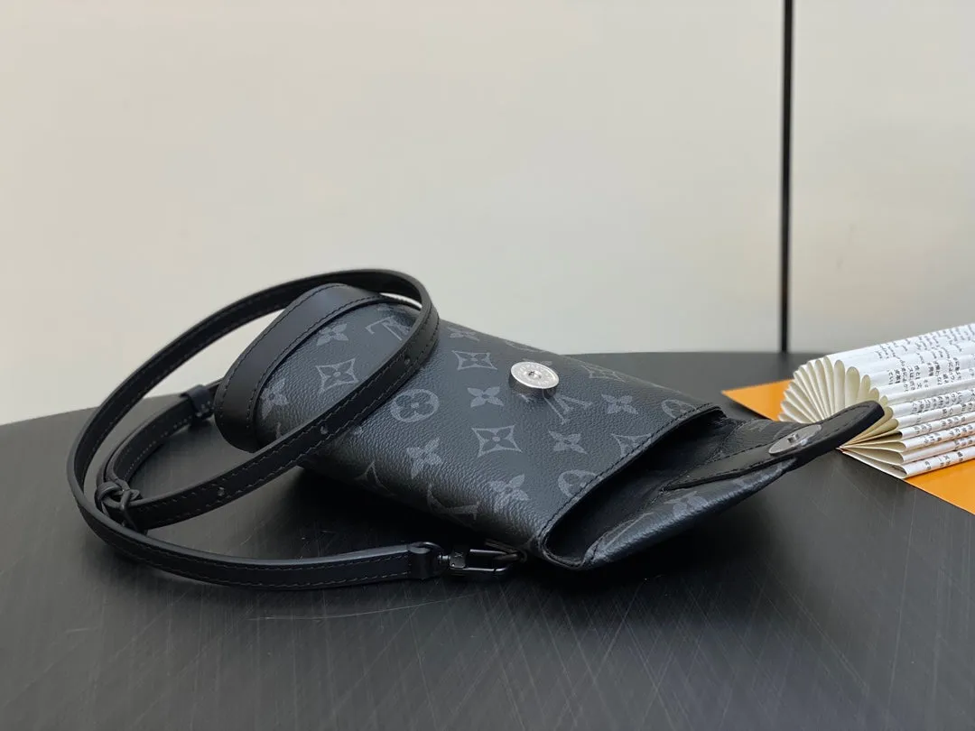 Louis Vuitton ENVELOPE POUCH 18 IN BLACK MONOGRAM ECLIPSE CANVAS