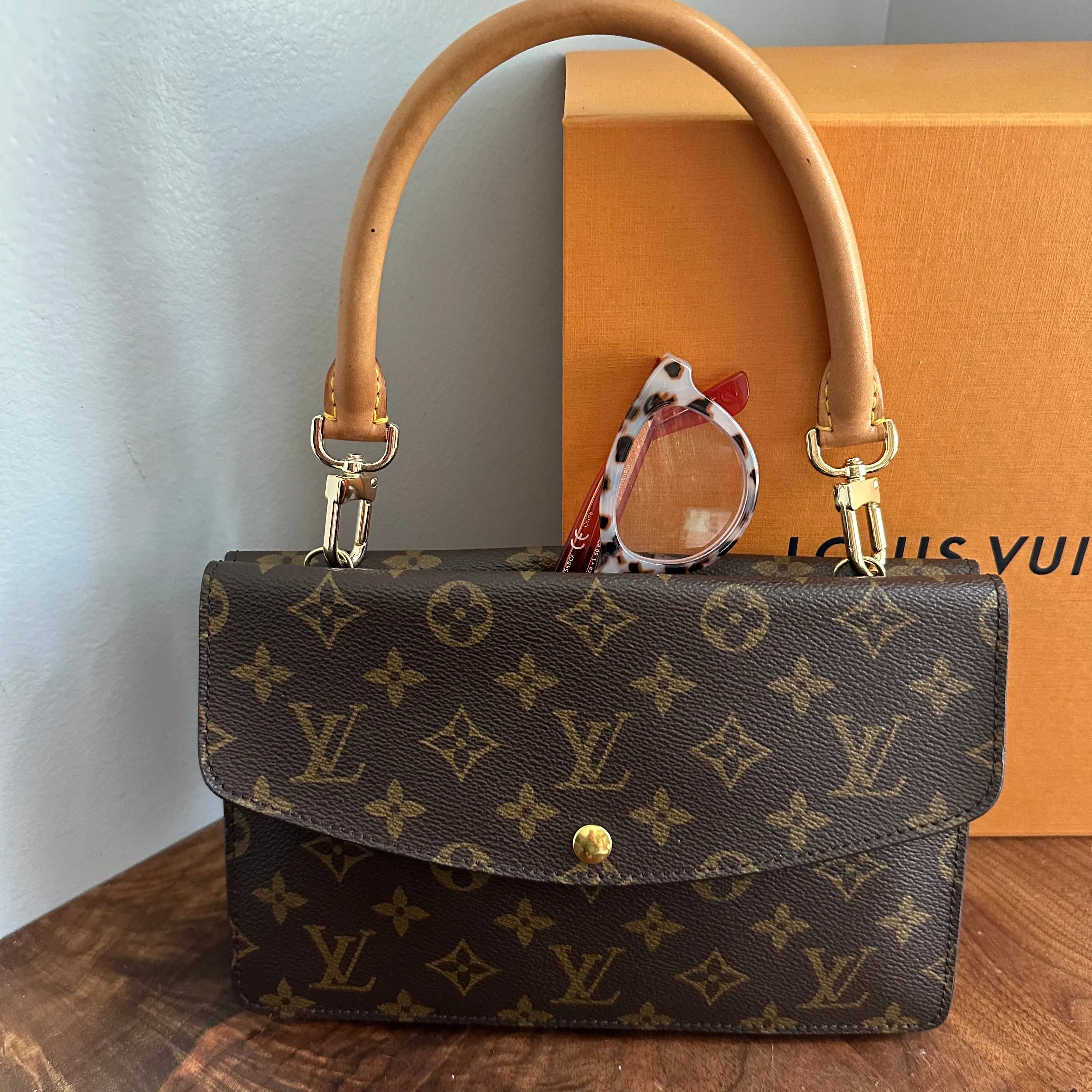 The Pelican Crossbody/Handbag in LV Monogram