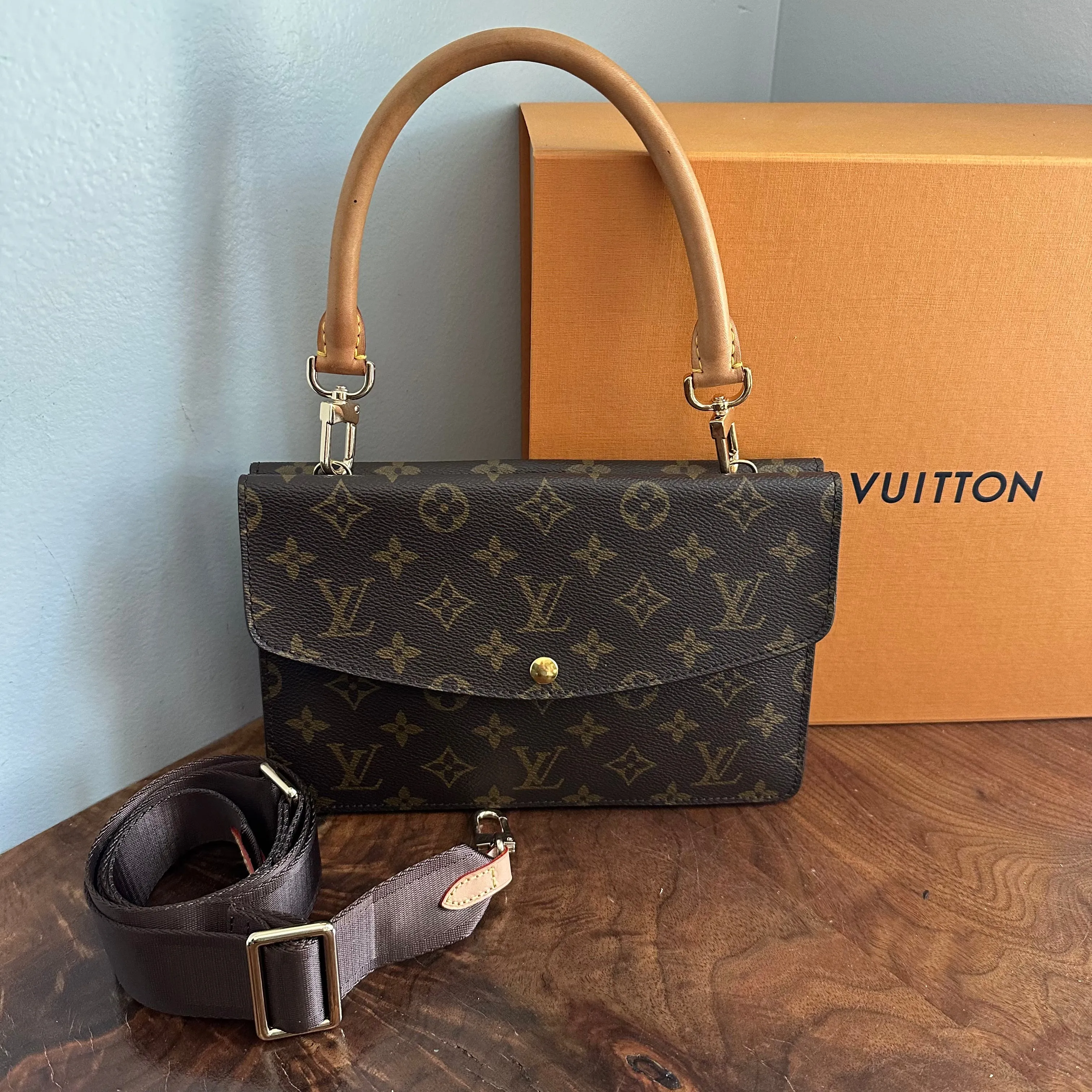 The Pelican Crossbody/Handbag in LV Monogram