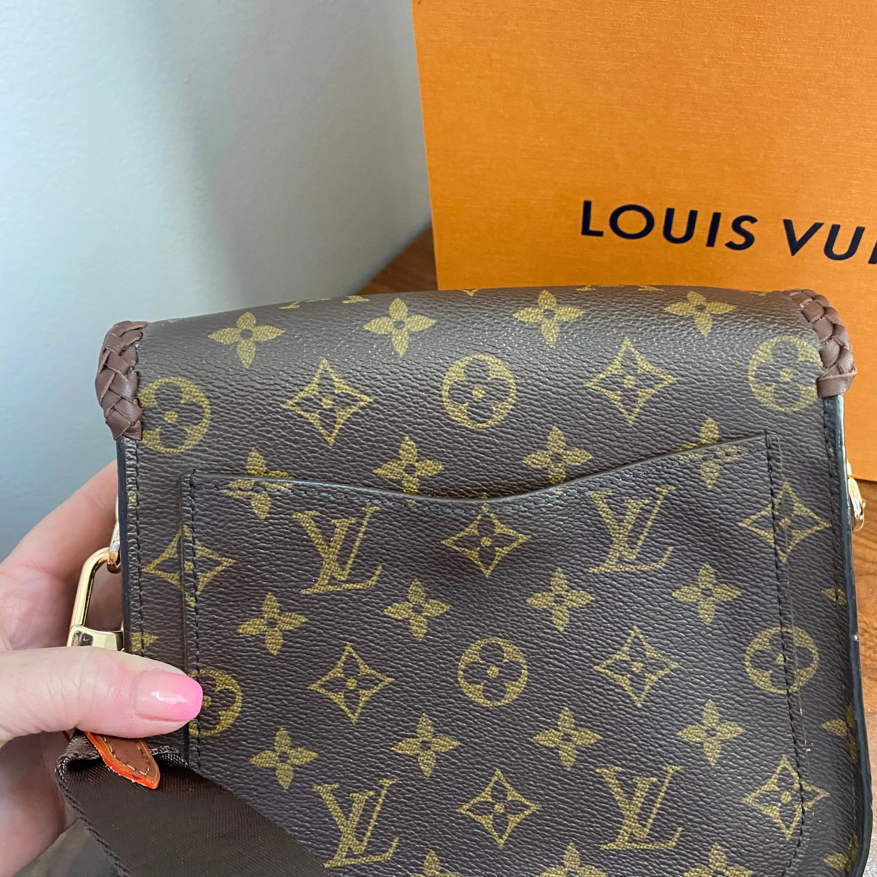 The Swift Crossbody - Vintage Monogram in Dark Brown